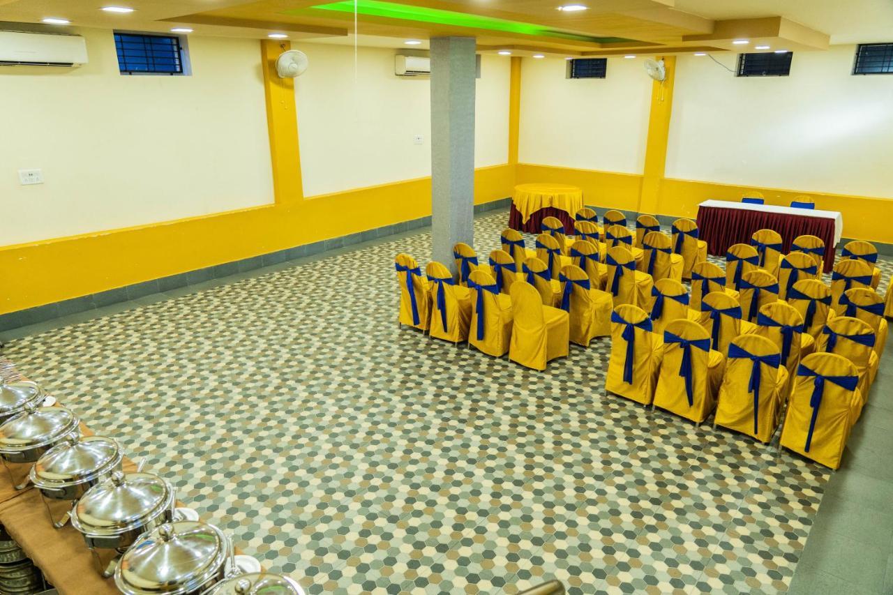 كوتاك Hotel Bnson Blue المظهر الخارجي الصورة